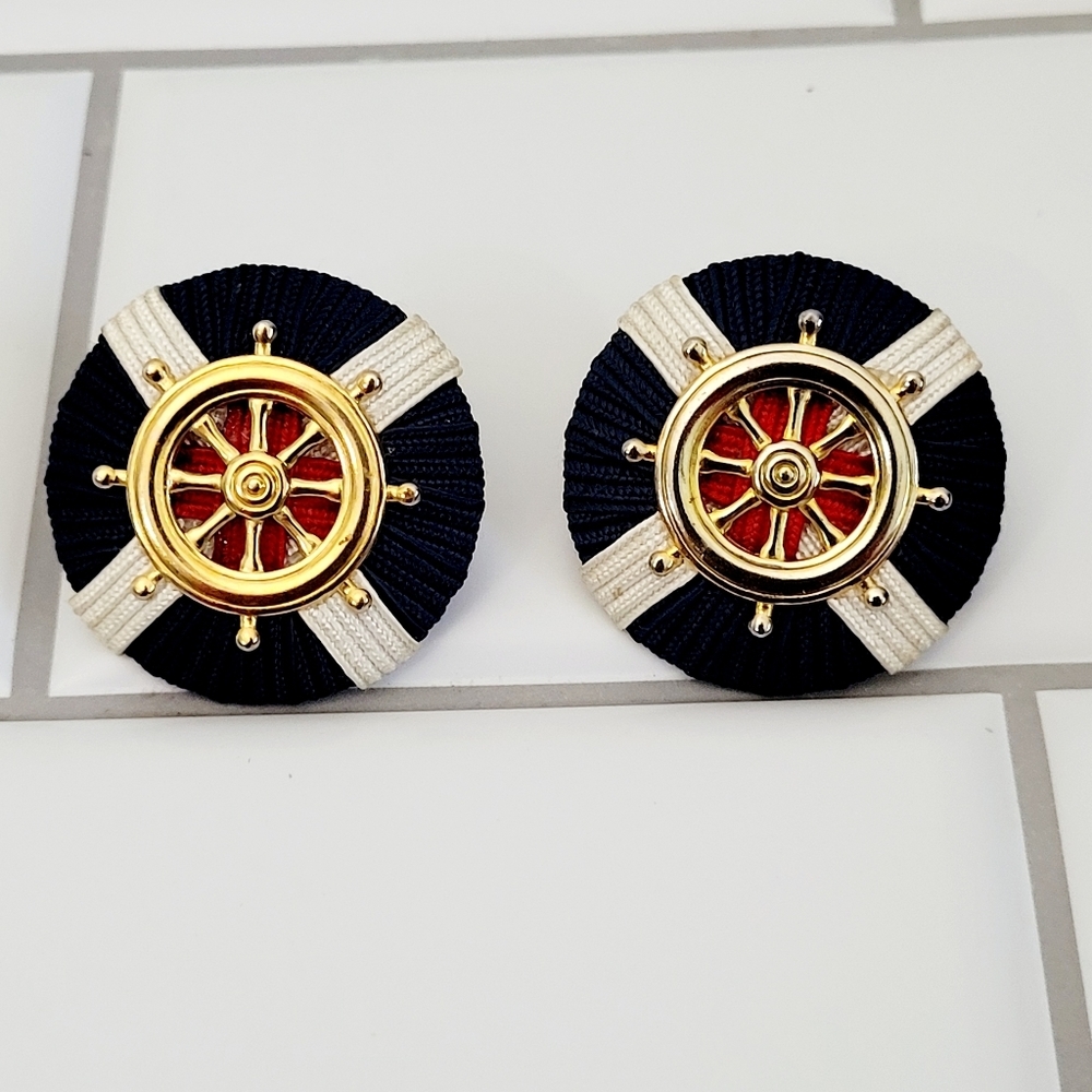 Ladies Vintage 80’s 90’s Fashion Jewelry Earrings Helm Nautical Theme Red Blue